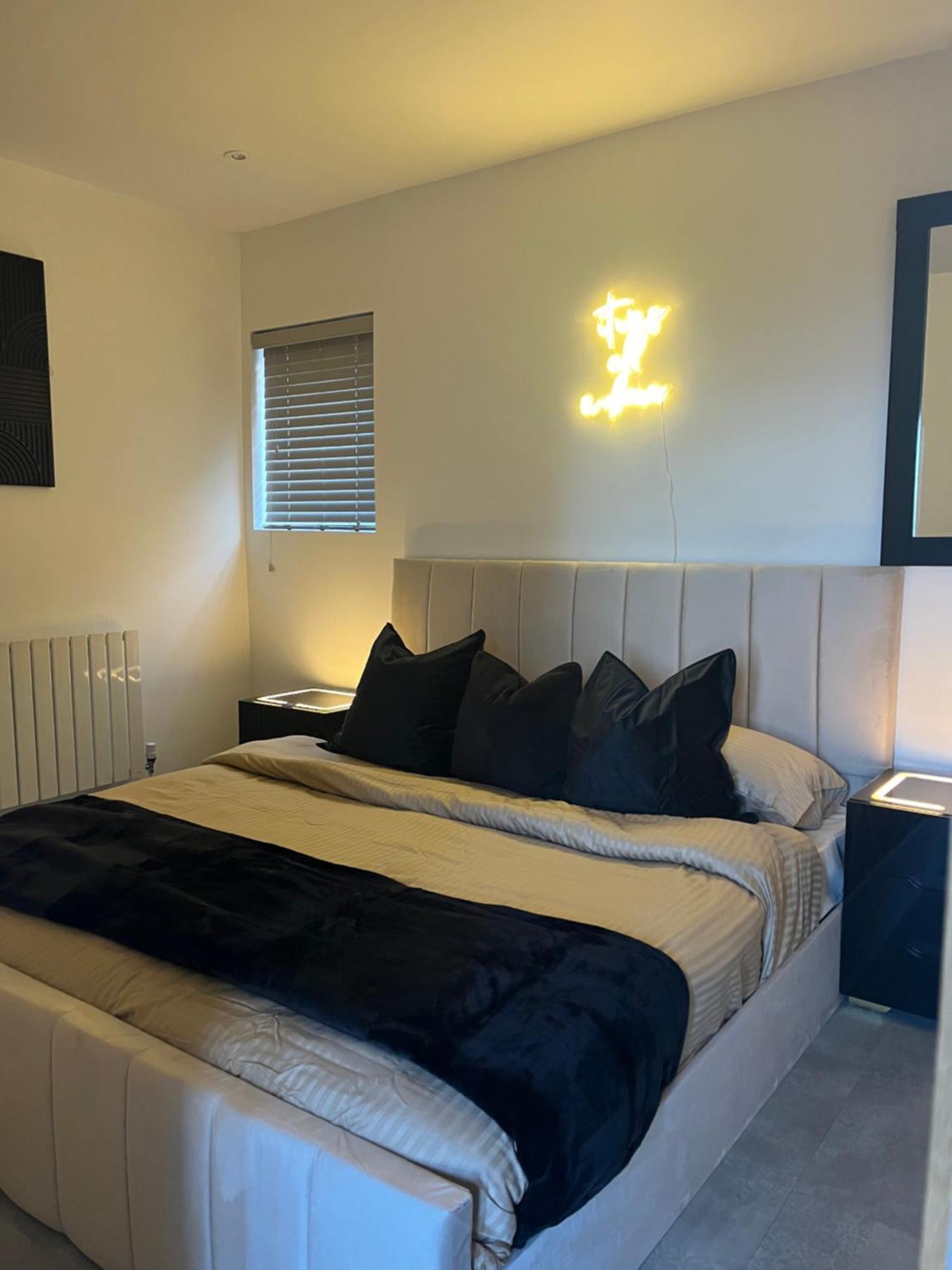 Terfyn Hall Aquarium Apartment 1 普利斯坦丁 外观 照片